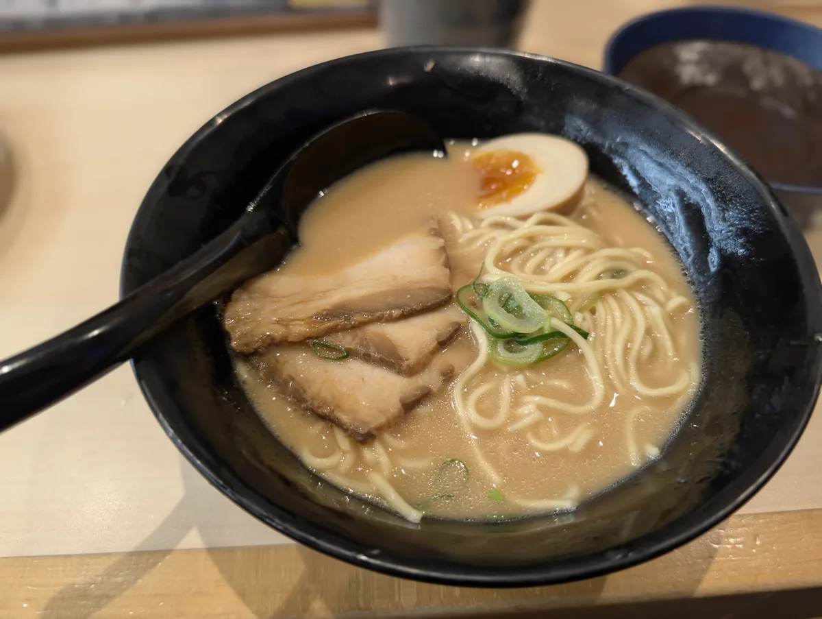 特製とんこつ醤油ラーメン