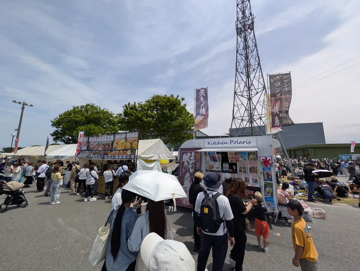 航空祭の屋台エリア