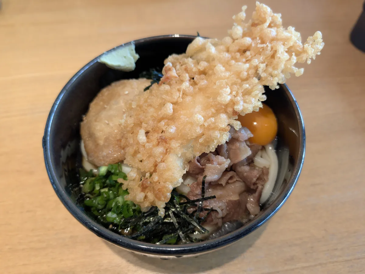 手打ちうどん さるやの大猿ぶっかけうどんスペシャル